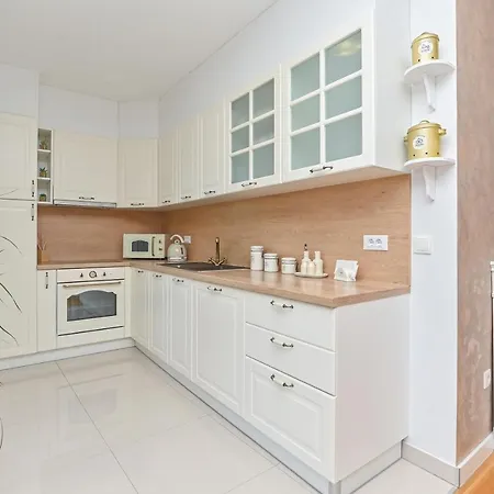 Daninovica Ii * מאקרסקה