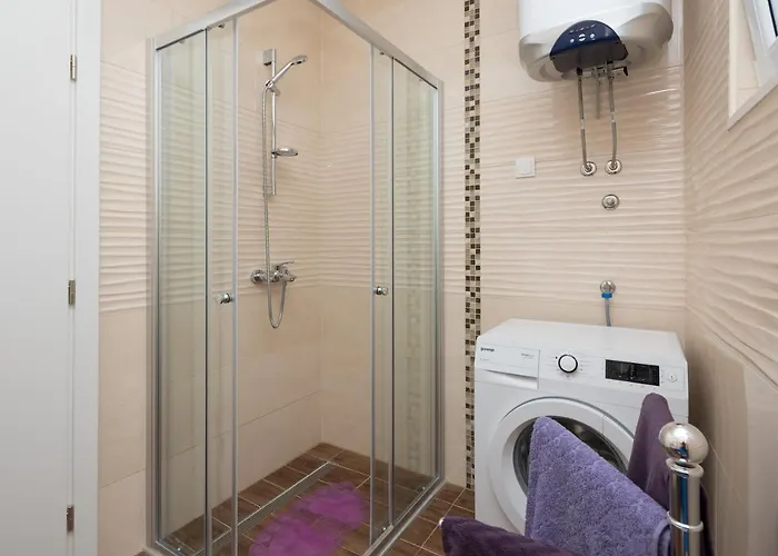 Daninovica Ii מאקרסקה