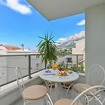 Daninovica Ii Apartment *
