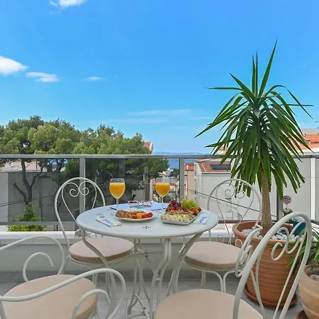 Daninovica Ii Makarska