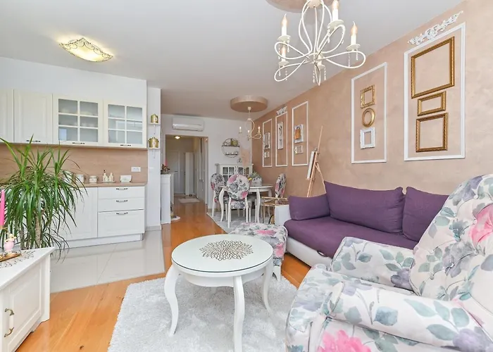 Апартаменты Daninovica Ii