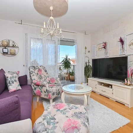 Apartment Daninovica Ii